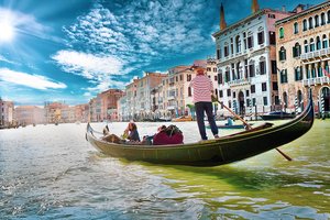 Venecija apsisprendė: iš vienadienių turistų tam tikromis dienomis ims mokestį