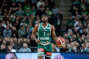 I. Tayloras keliasi rungtyniauti į Kiniją