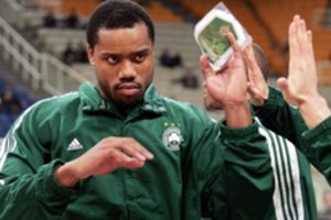 Namie staiga mirė buvęs NBA ir „Panathinaikos“ žaidėjas