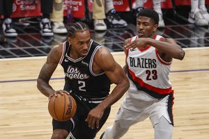 Nauja taisyklė įsigaliojo: NBA komandos nebegalės ilsinti dviejų žvaigždžių tame pačiame mače