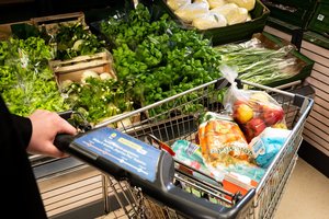 Tai gali nustebinti ne vieną: privačių prekės ženklų produktai – vienų turtingiausių šalių gyventojų krepšeliuose