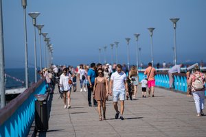 Klimatologas praneša, kiek ilgai dar džiaugsimės vasariškais orais ir kada sulauksime pokyčių