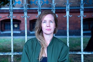 Neapykanta stulbina: tūkstančius moterų tiesiog užmūrijo gintaro kasykloje