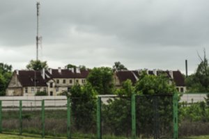 Į Lietuvą praėjusią parą neįleisti 6 automobiliai su rusiškais registracijos numeriais