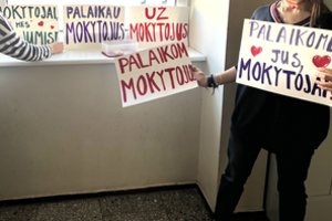 Prie streiko jungėsi ir Kėdainių mokytojai: „Kitos išeities, ko gero, ir nėra“