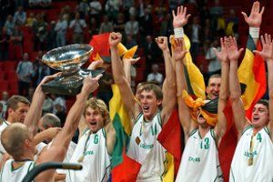 Švedijoje nukaltas krepšininkų auksas spindi ir po 20 metų