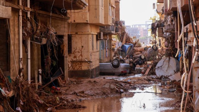 Po potvynio – nuo pasaulio izoliuojamas uostamiestis: Libijos valdžia baiminasi ligų plitimo