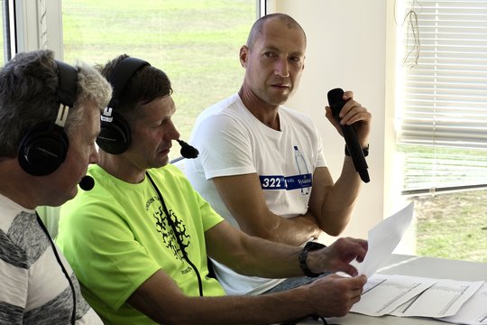  Ultra bėgikui Aleksandrui Sorokinui nepavyko pagerinti pasaulio 24 valandų bėgimo rekordo.<br> V.Ščiavinsko nuotr.