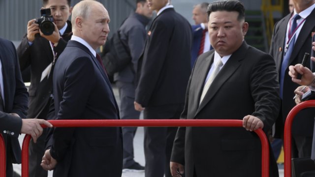 Užbaigiant Kim Jong Uno vizitą Rusijoje – juoką kelianti situacija: leipsta visas internetas