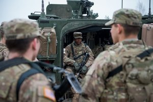 Žiniasklaida: KAM siūlo VGT svarstyti klausimą dėl Lietuvos pasitraukimo iš kasetinius šaudmenis draudžiančios konvencijos