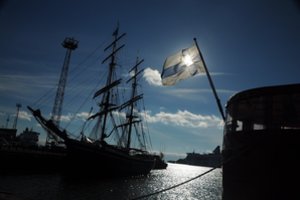 Dviejų Suomijos kompanijų vykdomasis direktorius įtariamas sunkiais nusikaltimais dėl antirusiškų sankcijų apėjimo