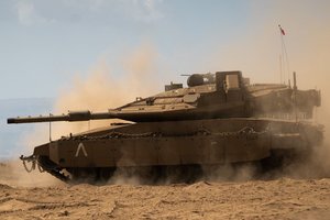 Vienas įspūdingiausių pasaulio tankų sugrįžta su nauja jėga: pristatė naujos kartos „Merkava“