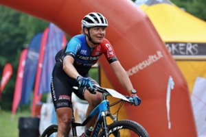 Kalnų dviratininkė Katažina Sosna pasaulio reitinge sugrįžo tarp trijų geriausių