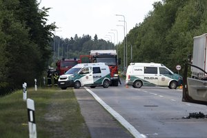 Antradienis šalies keliuose: užfiksuota 60 eismo įvykių, nukentėjo 7 žmonės