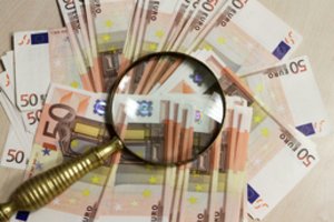 Juodąją buhalteriją vedęs Panevėžio skerdyklos savininkas ir buvęs vadybininkas stos prieš teismą