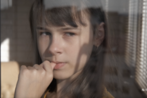 Nepasitikėjimas savimi ir seksualinė prievarta: patarimai paaugliams, kaip elgtis su tuo susidūrus