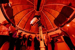 VDFF atidaryme – filmas apie planetos istoriją, geologijos ekskursija ir vakarėlis VU observatorijoje