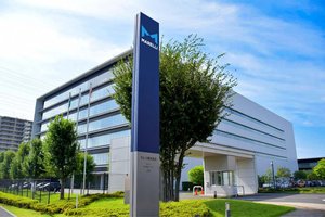 Elektrifikacijos pasekmės – uždaromos gamyklos: nebėra variklių komponentų paklausos