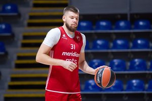 R. Giedraičio siautulys neišgelbėjo – „Crvena zvezda“ po dviejų pratęsimų nusileido „Maccabi“ ekipai