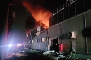Per sprogimą Taivano gamykloje žuvo mažiausiai penki žmonės, daugiau nei 100 buvo sužeisti