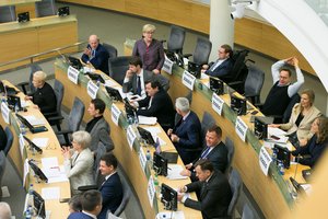 Dalis valdančiųjų palaiko opozicijos siūlymą iš Gyvenimo įgūdžių programos išbraukti lytiškumo temas