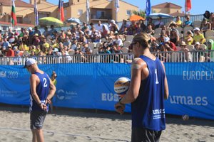 Europos universitetų paplūdimio tinklinio čempionate – dvigubas lietuvių triumfas