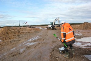 Gamybos pramonei – neigiami signalai: tai gali reikšti augančius kaštus ir kylančią infliaciją