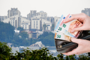 Prancūzijos centrinio banko vadovas: ECB turi nepersistengti su palūkanomis