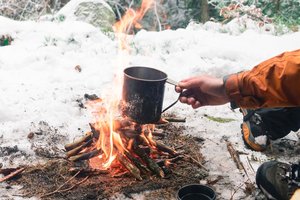 Kokia yra vandens užšalimo ir užvirimo temperatūra Žemėje? Ne, tai ne visada yra 0 ir 100