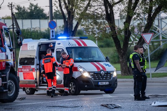 Antradienis šalies keliuose: užregistruoti 54 eismo įvykiai, nukentėjo 10 žmonių