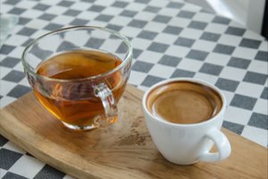 Siūlo į kepinius dėti kavos ar arbatos tirščius – tai turi didelę naudą