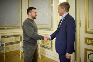 V. Zelenskis susitiko su Jungtinės Karalystės gynybos ministru G. Shappsu