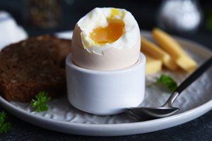Kiaušiniai ir cholesterolis: kiek galima suvalgyti per dieną