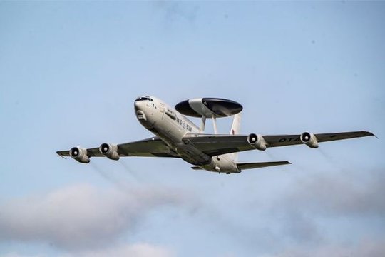 Lietuvoje pirmą kartą dislokuojami žvalgybiniai NATO AWACS orlaiviai