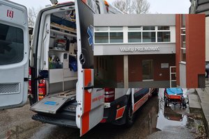 Nauji faktai apie narkotinėmis medžiagomis apsinuodijusį nepilnametį: bendramokslio namuose jau atlikta krata