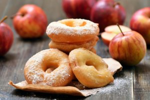 Obuolinės spurgos: kartą paragavęs negali sustot