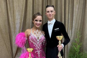 Lietuvos šokėjai nenustoja stebinti: jaunimas prasimušė į pasaulio čempionato finalą