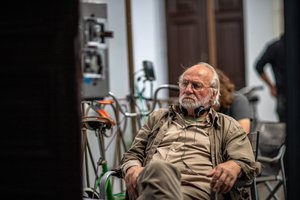 Siurrealistinę juostą Vilniuje filmuojantis A. Puipa savo fantazijose jaučiasi saugus