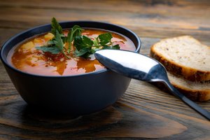 Išbandykite charčio su netikėtu ingredientu pagal V. Radzevičiaus receptą