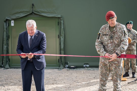 Kazlų Rūdoje atidaryta nauja nuolatinė modulinė stovykla „Jonas“, galinti priimti 800 Lietuvos ir sąjungininkų karių.