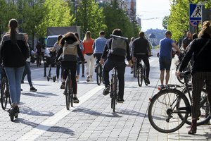 2022 m. Lietuvos BVP – 67,4 mlrd. eurų, ekonomika augo 2,4 proc.