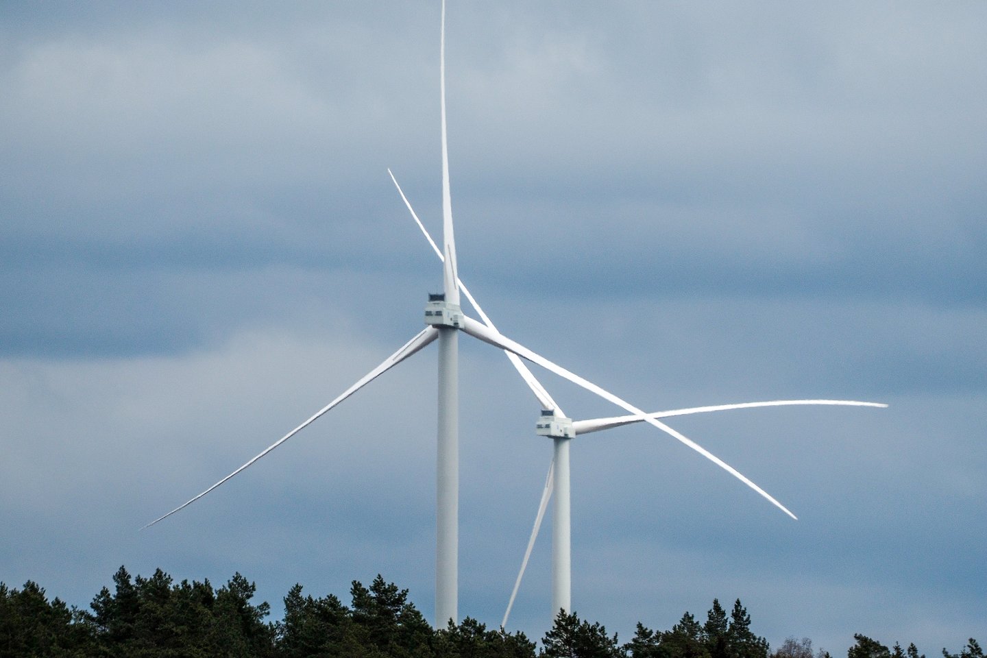 Europos Komisija patvirtino 193 mln. eurų vertės Lietuvos schemą jūros vėjo elektrinių parkams remti.