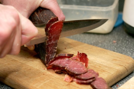 „Klaipėdos mėsinė“ ketina atleisti 80 darbuotojų