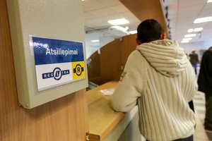 Džiaugsmas dėl įsigyto automobilio buvo aptemdytas „Regitroje“: išgirsta naujiena tiesiog pribloškė