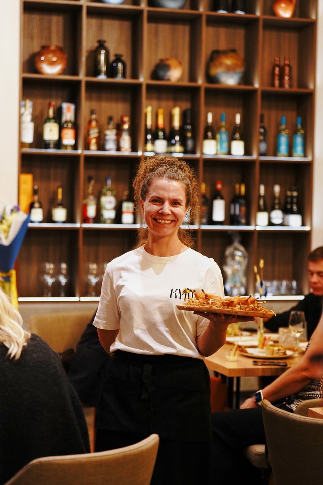   „KYIV“ – modernios ukrainietiškos virtuvės restoranas, įsikūręs pačioje sostinės širdyje.<br> Organizatorių nuotr.