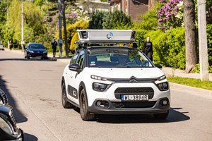 Vilniečiai nepatenkinti gatvėmis zujančiu automobiliu, kuris masiškai skenuoja kitų mašinų numerius