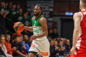 Ketvirtajame kėlinyje Eurolygos režimą įjungęs „Žalgiris“ išnešė sveiką kailį iš Telšių