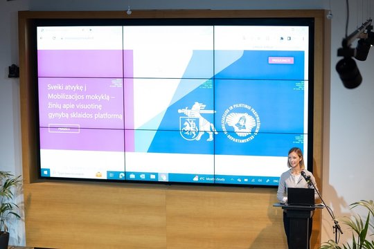 Startavo pilietinio pasipriešinimo mokymų platforma „Mobilizacijos mokykla“