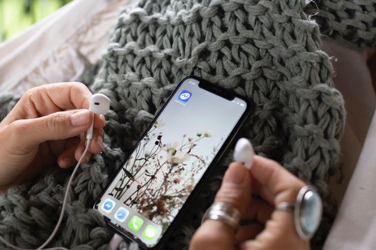 Pasaulinė psichikos sveikatos diena: būdai, kaip pagerinti šaltuoju sezonu subjurusią nuotaiką
