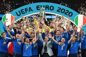 Oficialiai pranešta, kur vyks 2028-ųjų ir 2032-ųjų Europos futbolo čempionatai